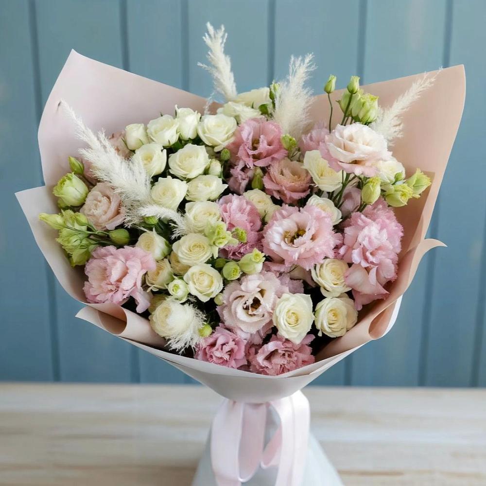 Букет цветов из: Альстромерии и Розы в Дагестанской