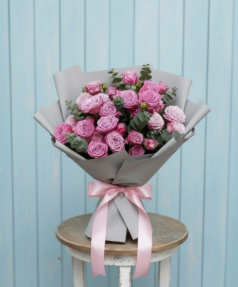 Букет цветов из: Розы в Дагестанской