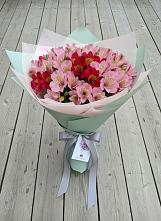 Букет цветов из:  Альстромерии в Дагестанской