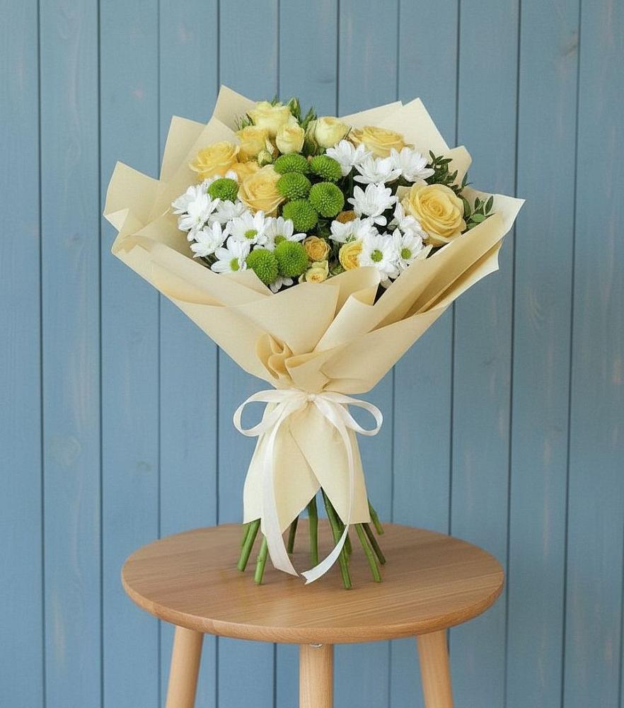 Букет цветов из: Хризантемы и Розы в Дагестанской