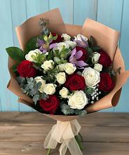Букет цветов из:  Розы и Альстромерии в Дагестанской