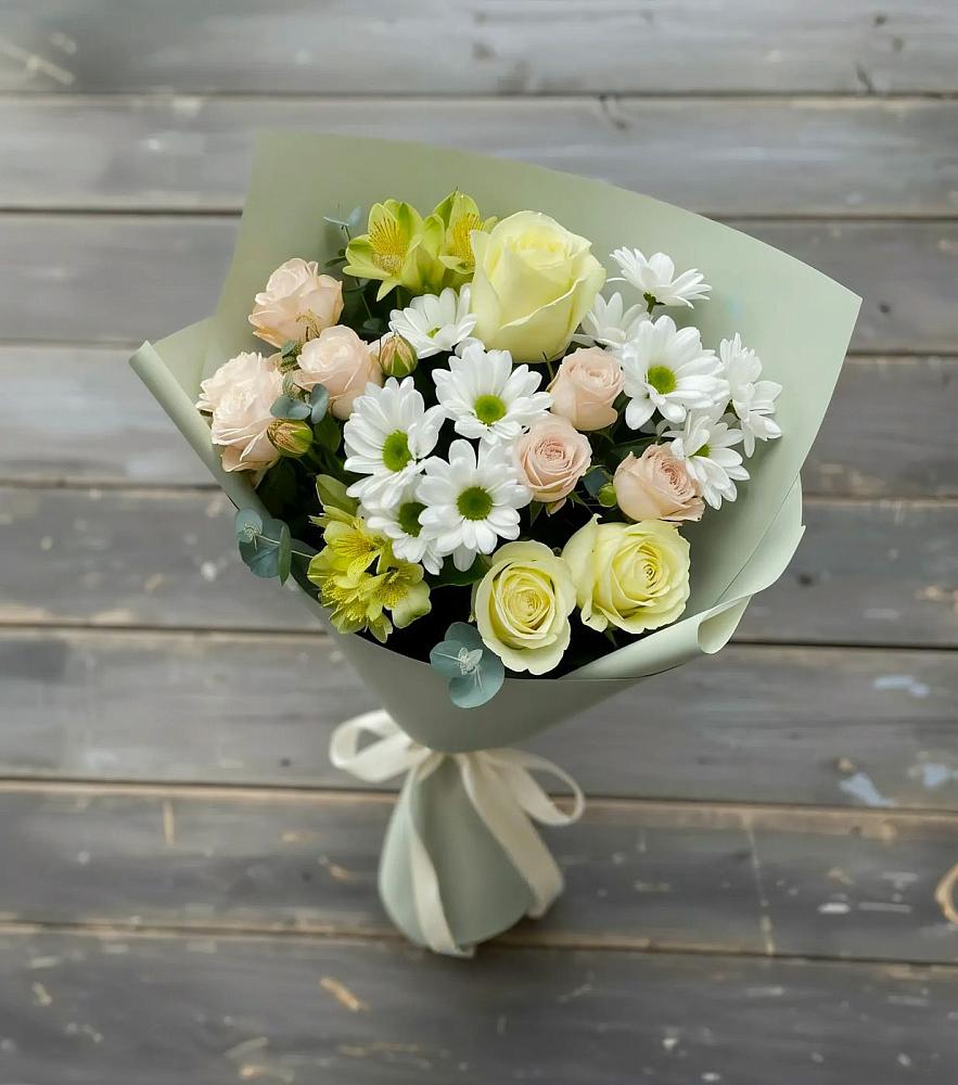 Букет цветов из: Альстромерии, Розы и Хризантемы в Дагестанской