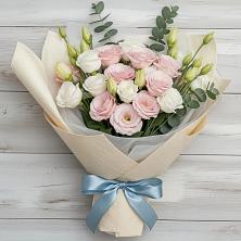 Букет цветов из:  Лизиантусы в Дагестанской