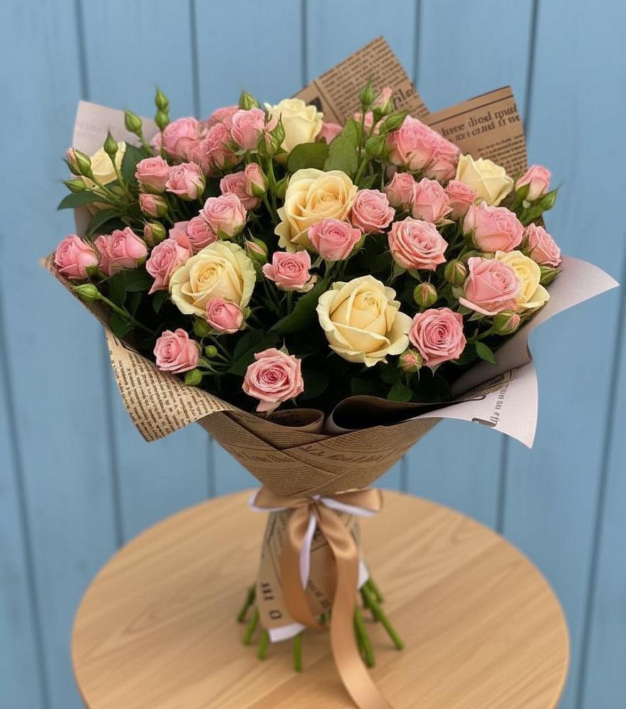 Букет цветов из: Розы в Дагестанской