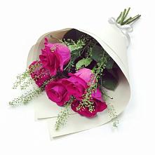 Букет цветов из:  Розы #REPLACE_PRED# Дагестанской