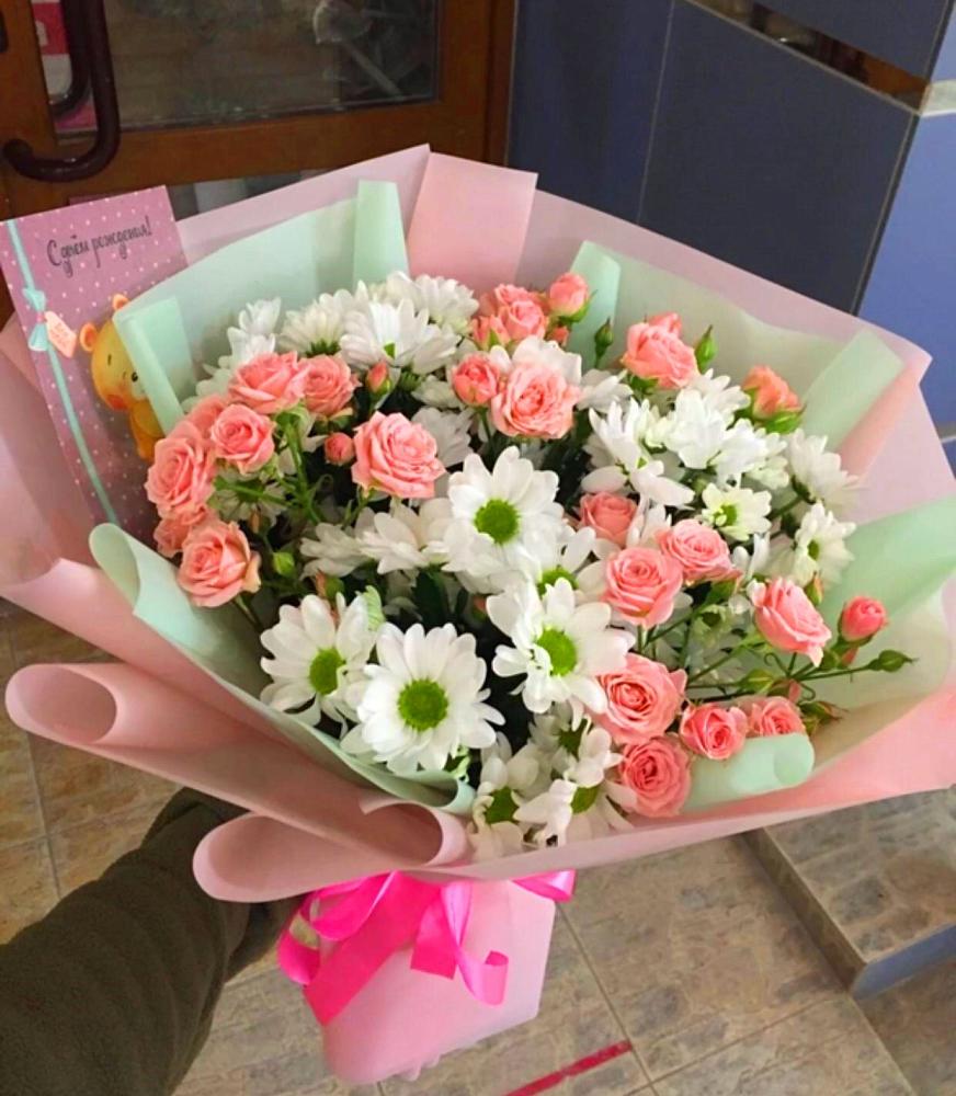 Букет цветов из: Розы и Хризантемы в Дагестанской