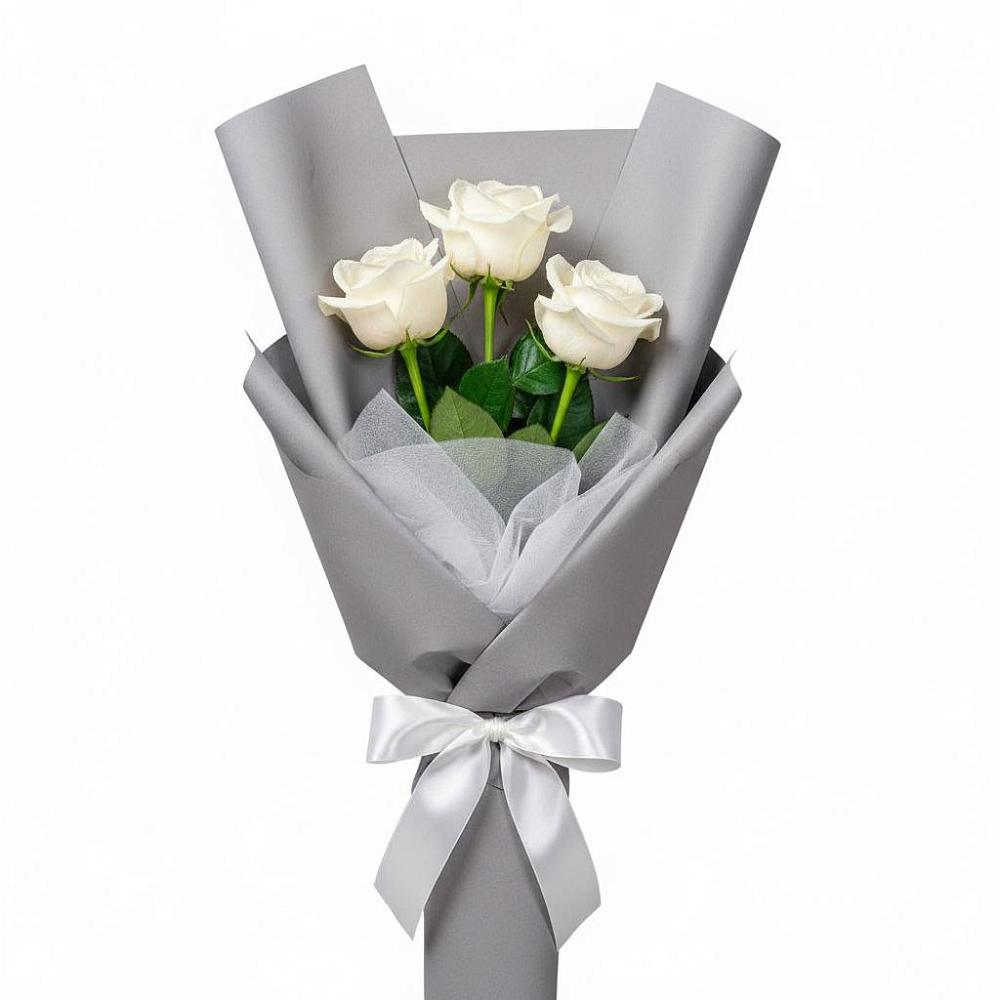 Букет 3 белые розы в Дагестанской