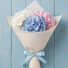 Букет цветов из:  Гортензия в Дагестанской