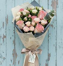Букет цветов из:  Розы в Дагестанской