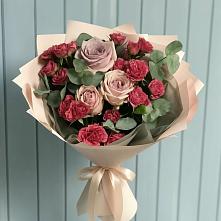 Букет цветов из:  Гвоздики и Розы #REPLACE_PRED# Дагестанской