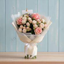 Букет цветов из:  Розы в Дагестанской