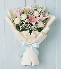 Букет цветов из:  Лилии в Дагестанской